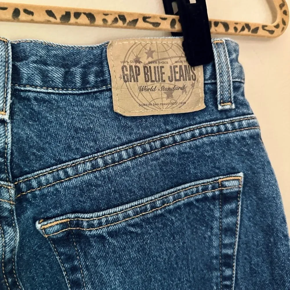 Vintage GAP Classic Fit Ankle Jeans Size 8 100% Cotton High Rise Straight Wash
